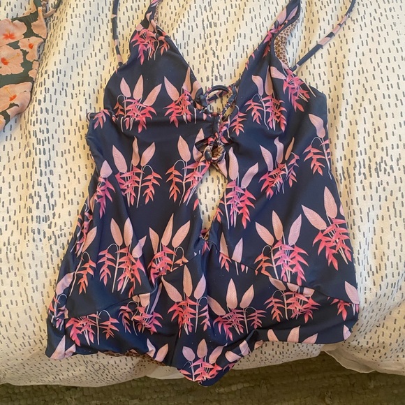 Acacia Kokomono Size Medium - Picture 1 of 2